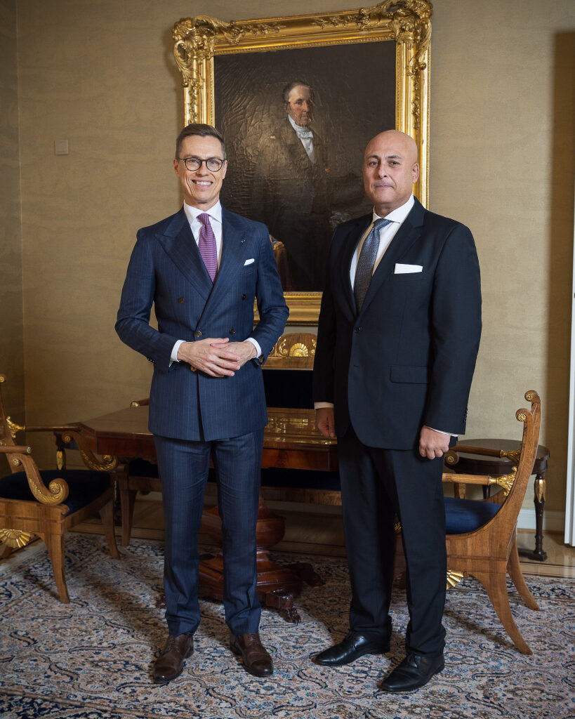 Presidentti Alexander Stubb ja Egyptin suurlähettiläs Mohamed Ghoneim. Kuva: Matti Porre/Tasavallan presidentin kanslia 
